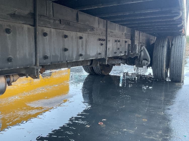 2016 Freightliner M2 106 — photo 5