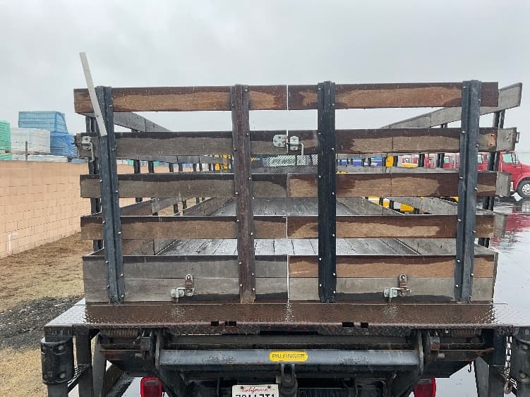 2016 Freightliner M2 106 — photo 8