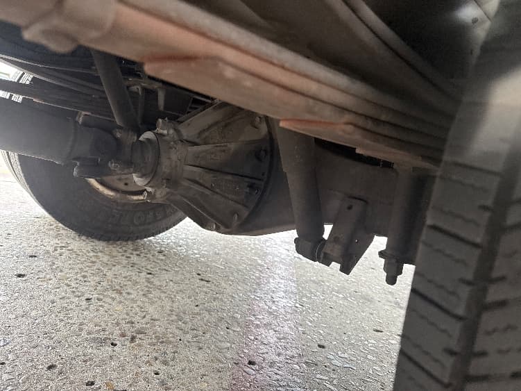 2016 Isuzu NPR — photo 5