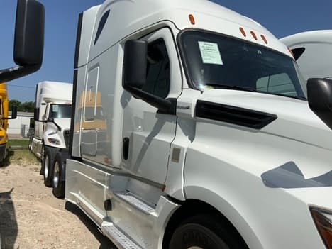 2020 Freightliner Cascadia — photo 8
