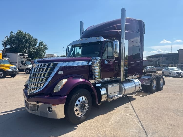 2017 International LoneStar — photo 3