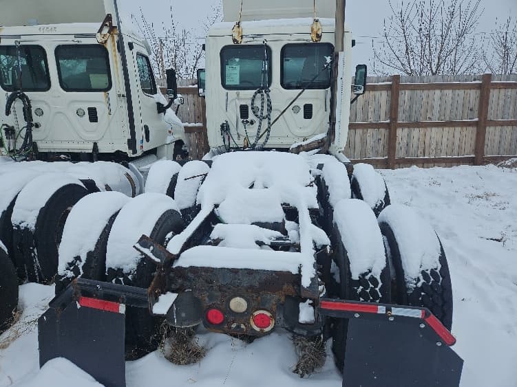 2012 Freightliner Cascadia — photo 6