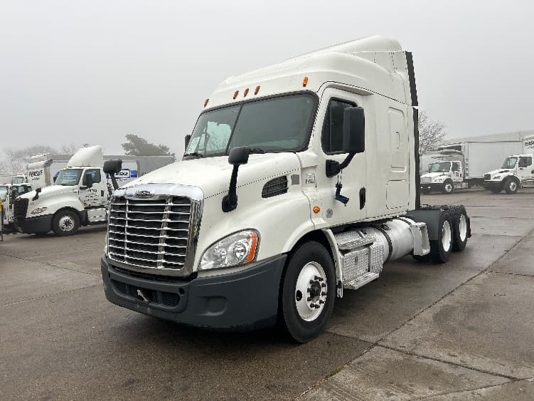 2016 Freightliner Cascadia — photo 3