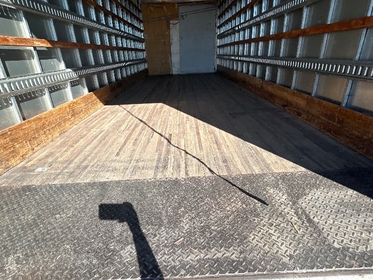 2013 International 4300 — photo 10