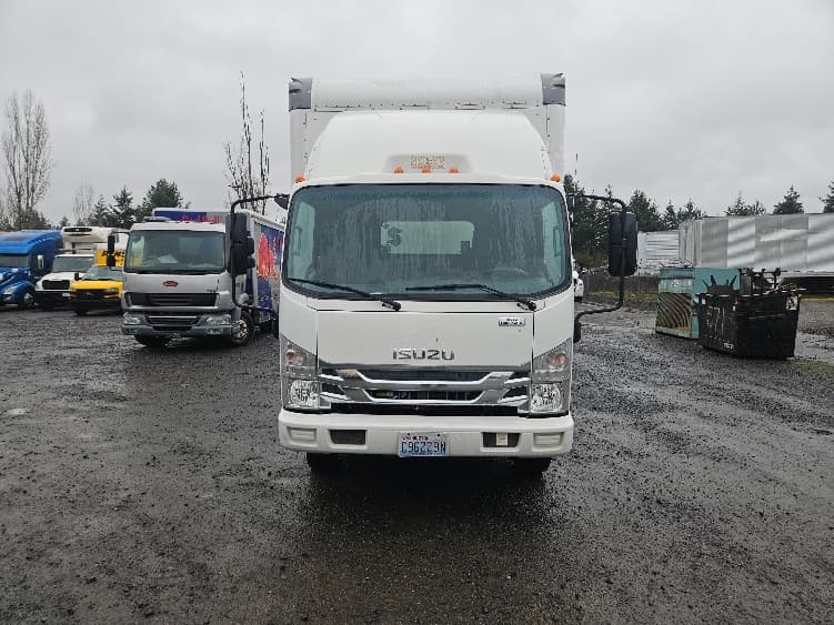 2019 Isuzu NRR — photo 2