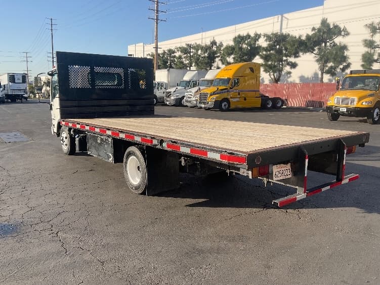 2016 Isuzu NPR — photo 6