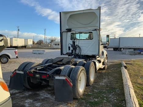 2020 International LT — photo 6