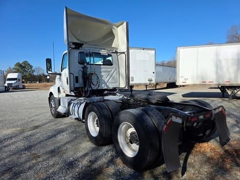 2020 International LT — photo 5