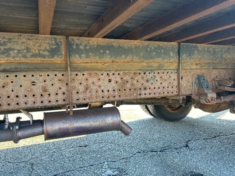 2015 Isuzu NPR — photo 5