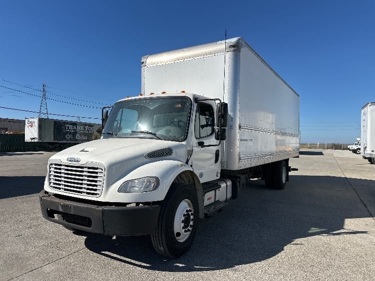 2016 Freightliner M2 106 — photo 3