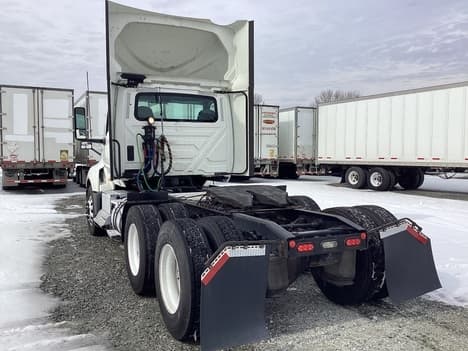 2020 International LT — photo 6