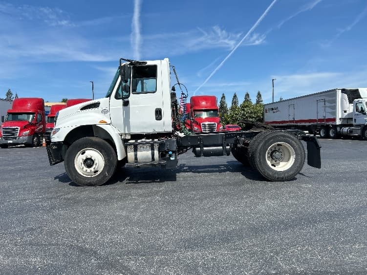 2019 International 4300 — photo 4