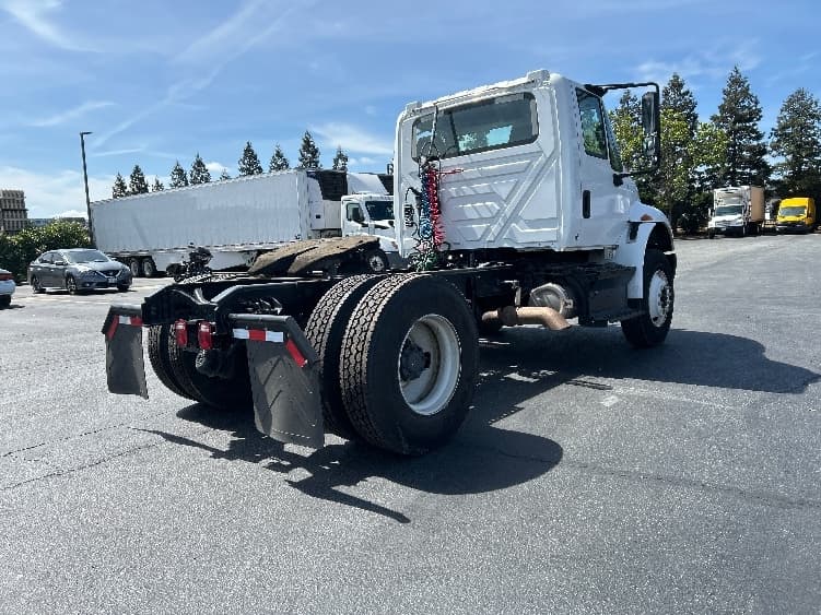 2019 International 4300 — photo 7