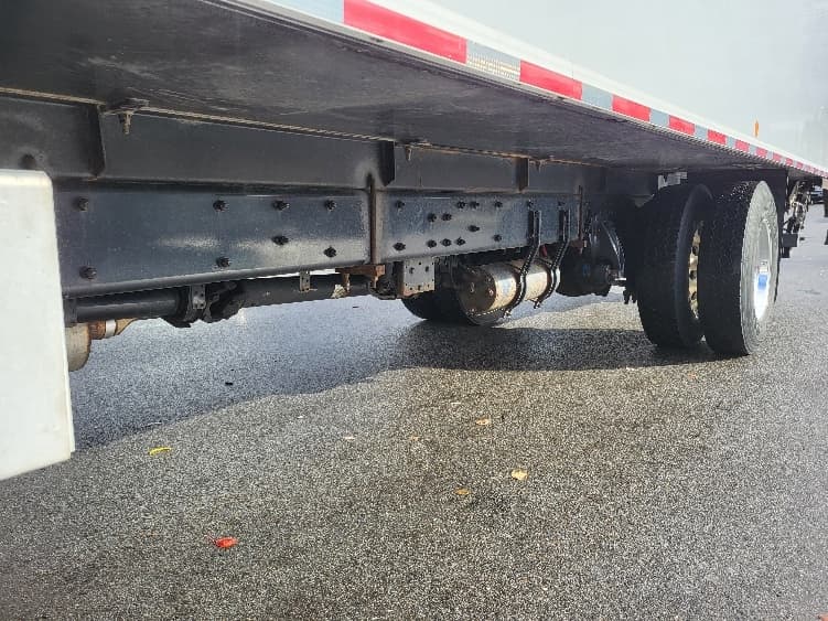 2020 Freightliner M2 106 — photo 5