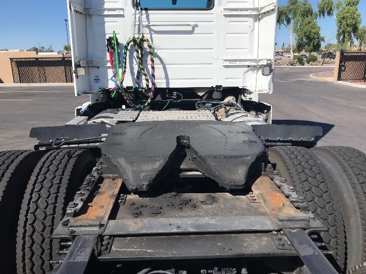 2021 Volvo VNR 640 — photo 6