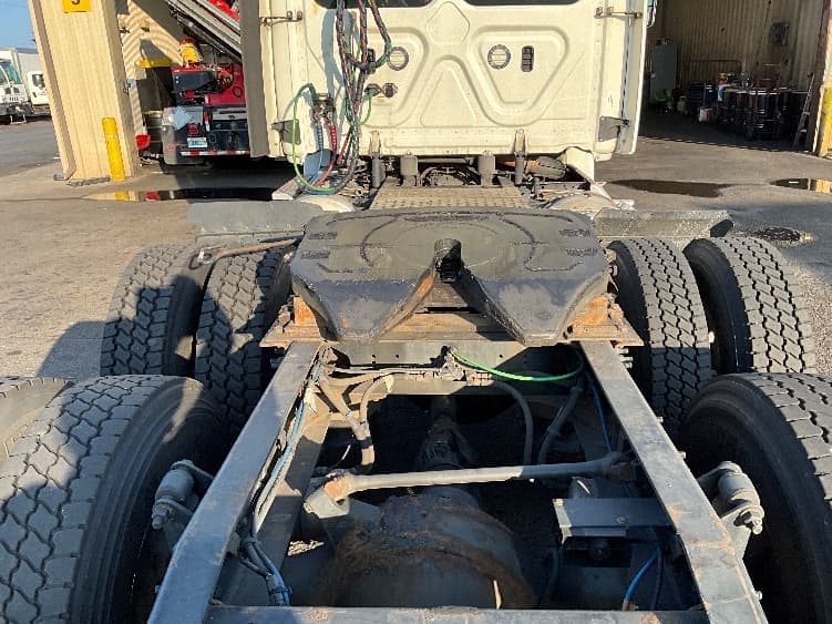 2018 Freightliner Cascadia — photo 6