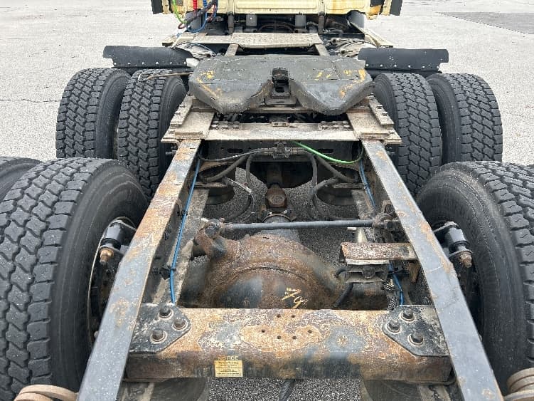 2021 Freightliner Cascadia — photo 6