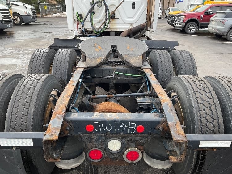 2019 Freightliner Cascadia — photo 6