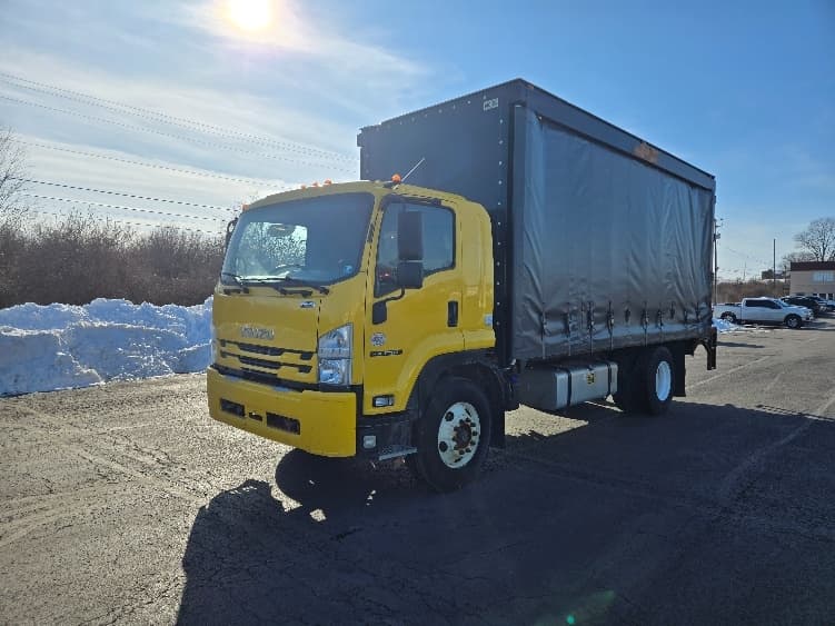 2018 Isuzu FTR — photo 3