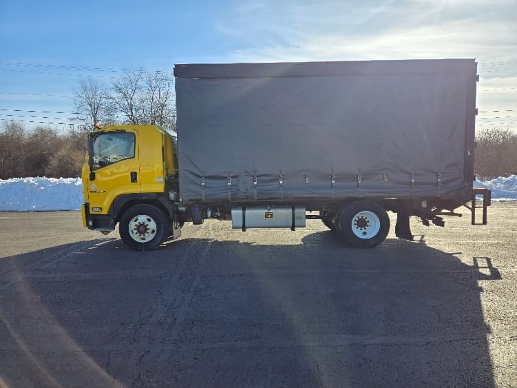 2018 Isuzu FTR — photo 4