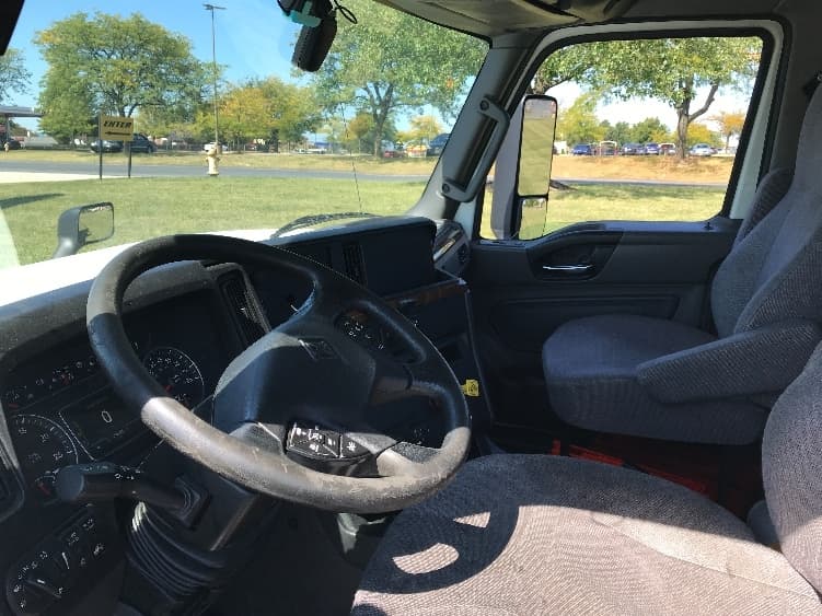 2020 International LT — photo 10