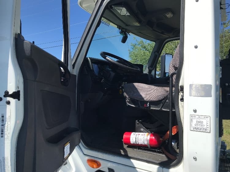 2020 International LT — photo 9