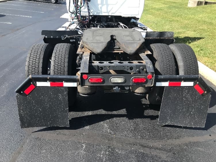 2020 International LT — photo 6