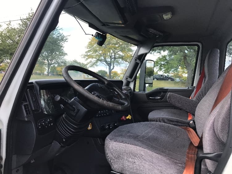 2020 International LT — photo 10