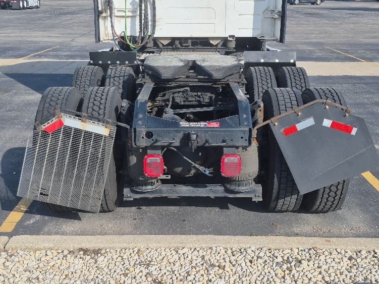 2023 Volvo VNL 760 — photo 6