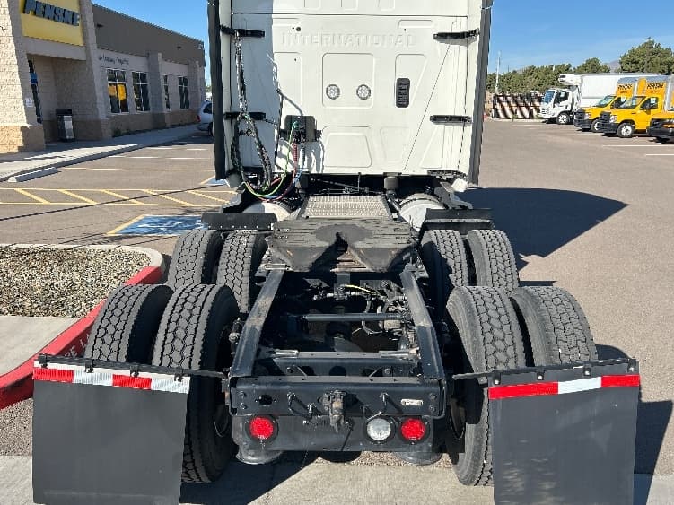 2023 International LT — photo 6