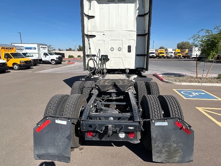 2023 International LT — photo 6