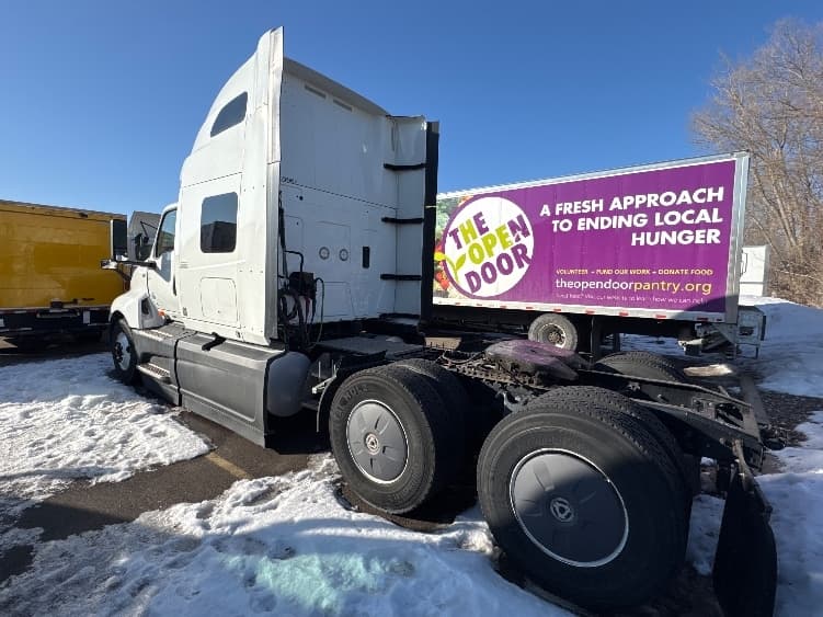 2023 International LT — photo 5