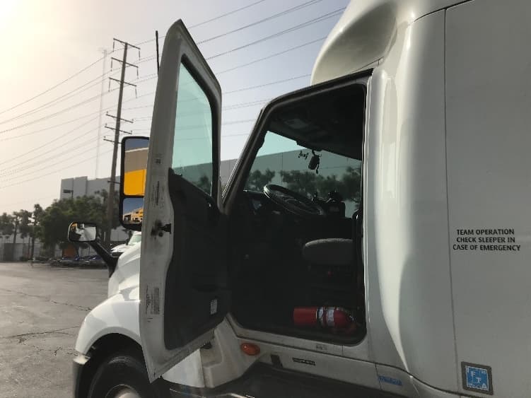 2023 International LT — photo 9