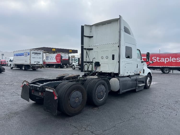 2023 International LT — photo 7