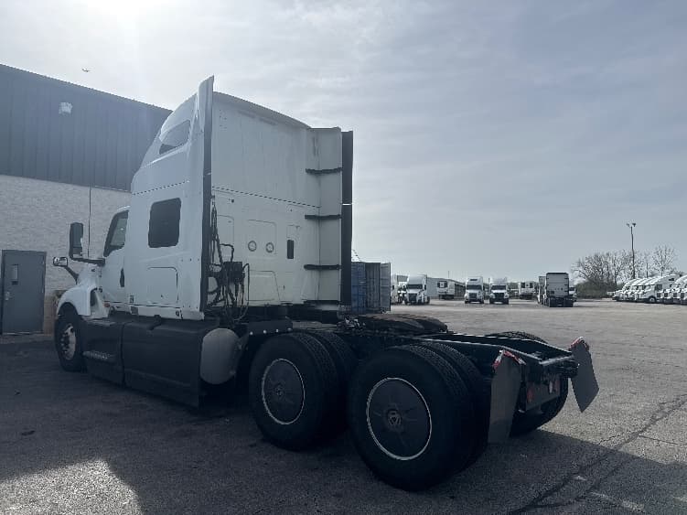 2023 International LT — photo 5