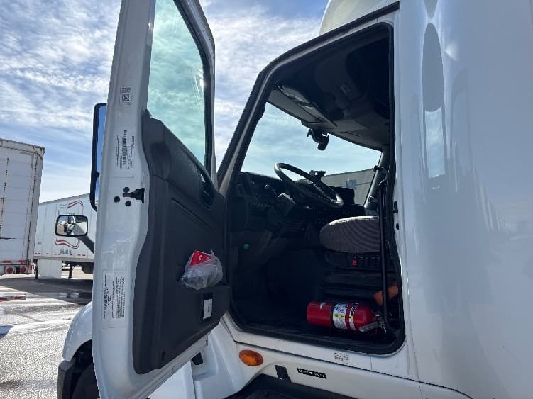 2023 International LT — photo 9