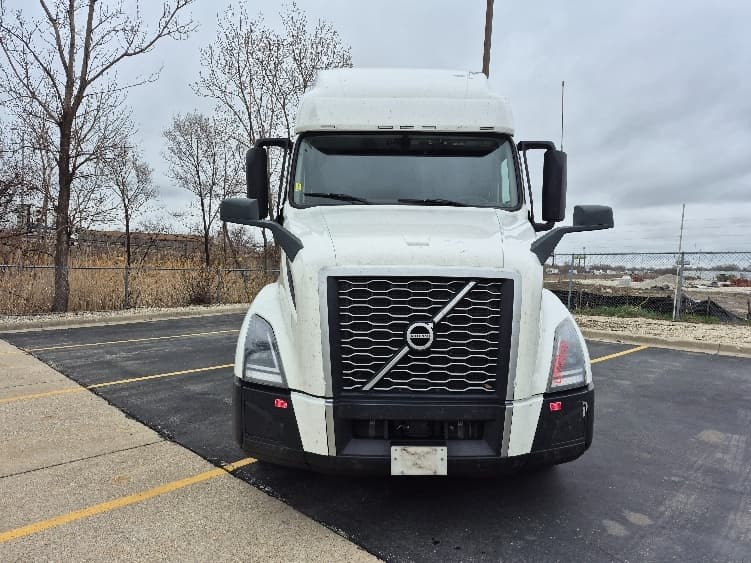 2023 Volvo VNL 760 — photo 2