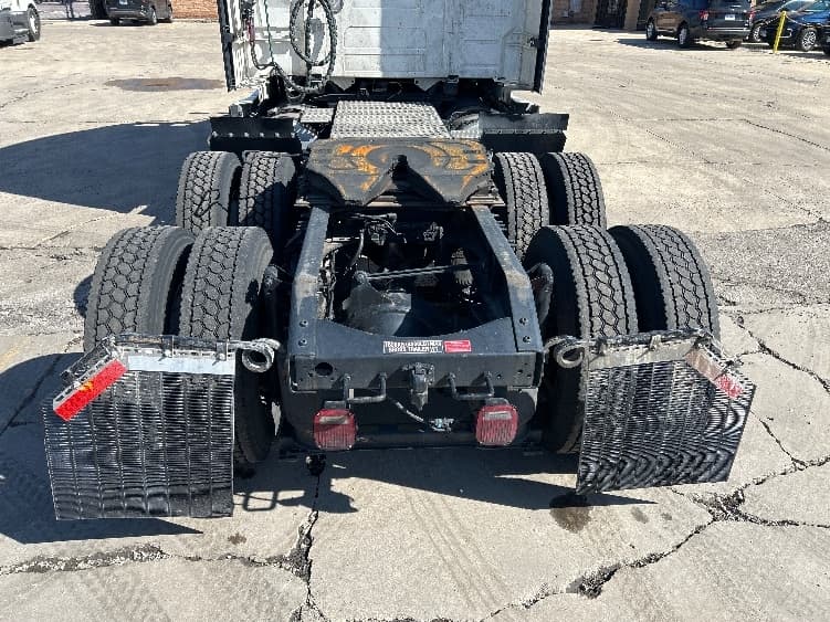 2023 Volvo VNL 760 — photo 6