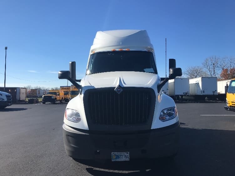 2023 International LT — photo 2