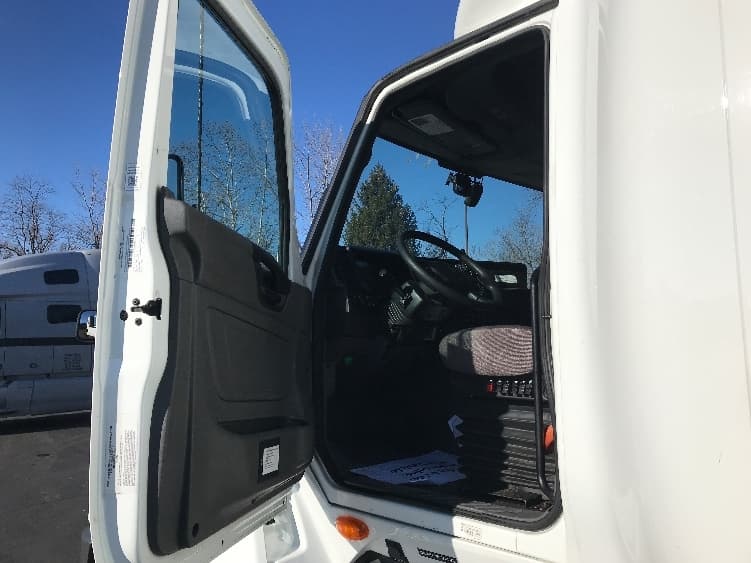 2023 International LT — photo 9