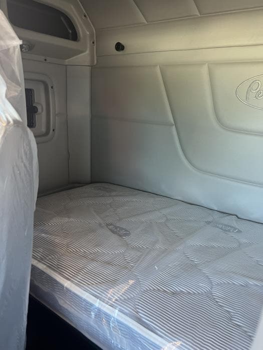 2024 Peterbilt 579 — photo 11