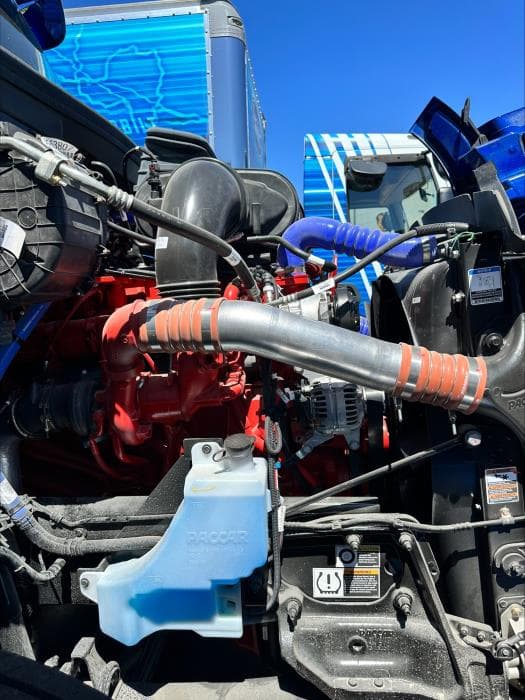 2024 Peterbilt 579 — photo 9