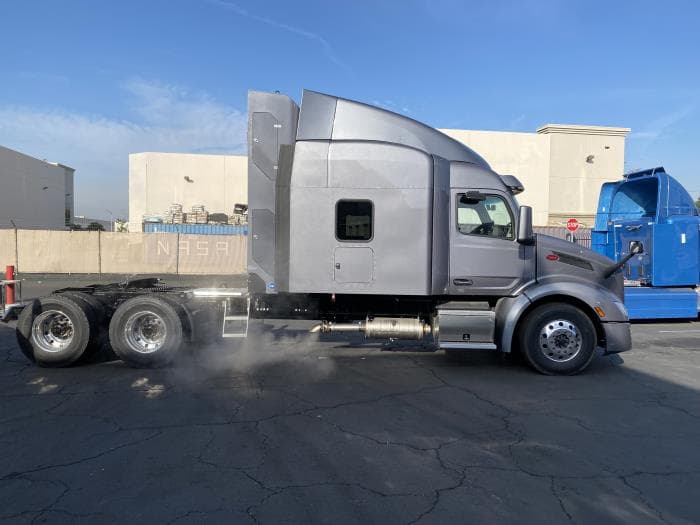 2024 Peterbilt 579 — photo 6