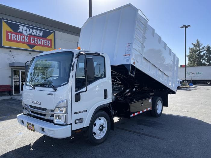 2025 Isuzu NRR — photo 25