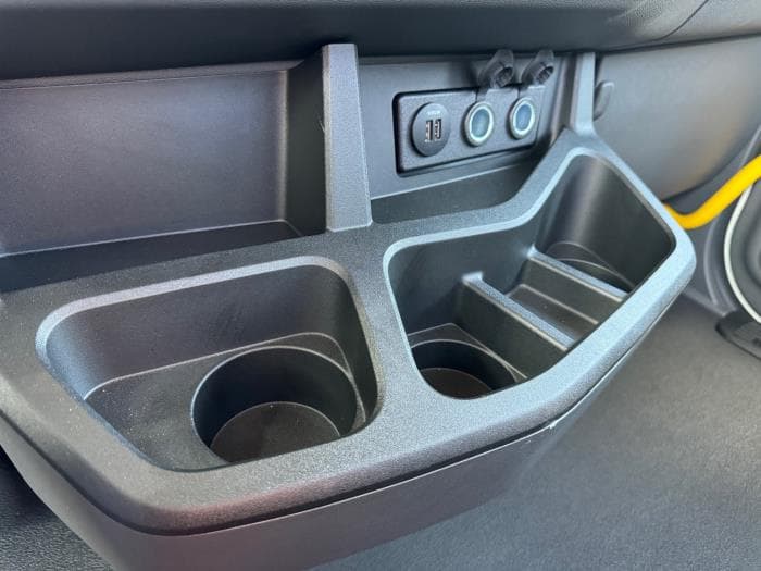 2025 Peterbilt 536 — photo 16