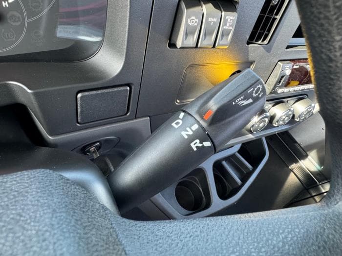 2025 Peterbilt 536 — photo 17