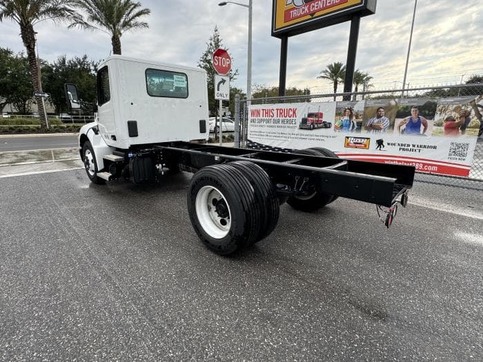 2025 Peterbilt 536 — photo 4