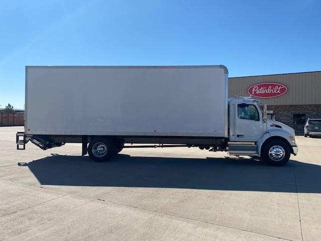 2025 Peterbilt 536 — photo 6