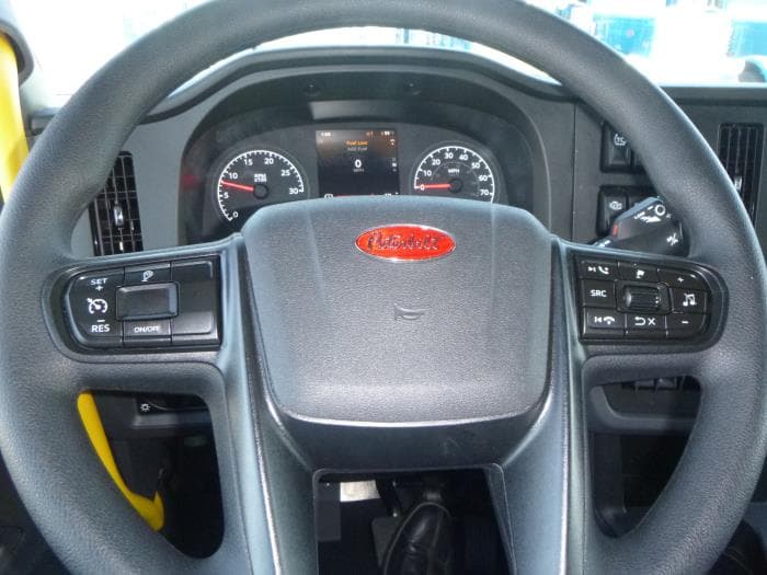 2025 Peterbilt 536 — photo 21