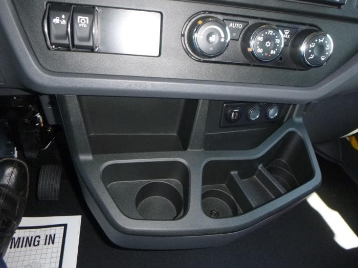 2025 Peterbilt 536 — photo 23